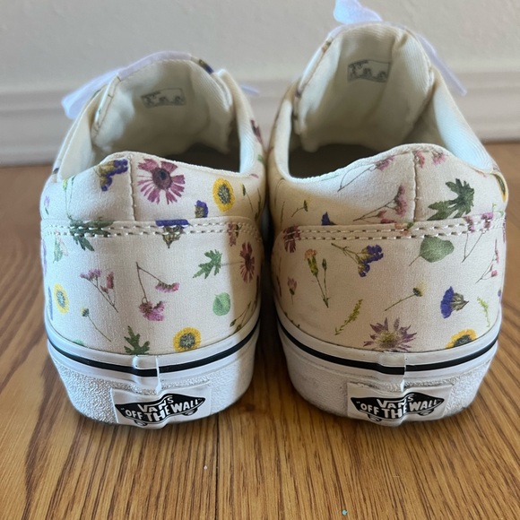 Vans Floral Canvas Sneakers - Cream - Picture 3 of 3
